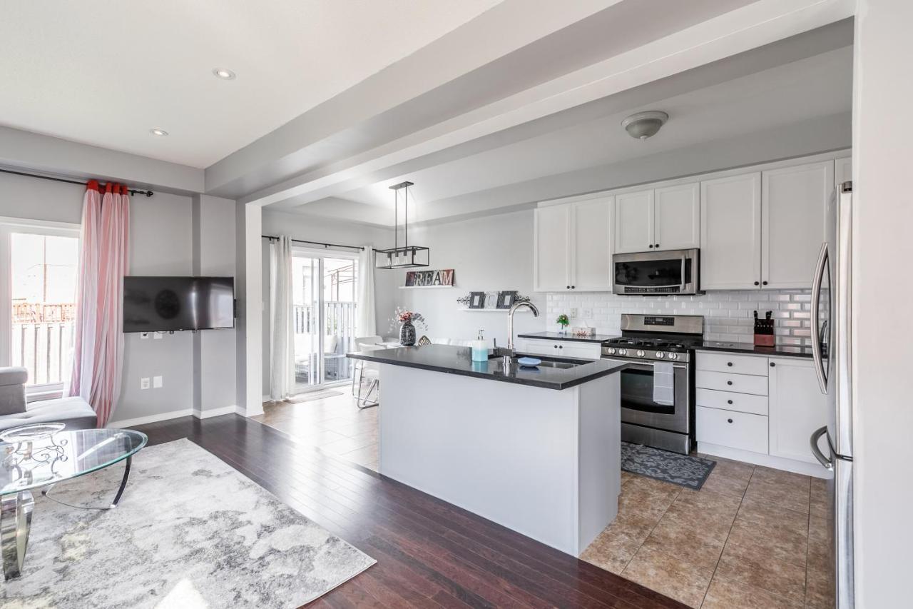 Luxury 3Br 2Ba Townhome With Private Hot Tub, Gym, Bbq By Globalstay Hamilton Dış mekan fotoğraf